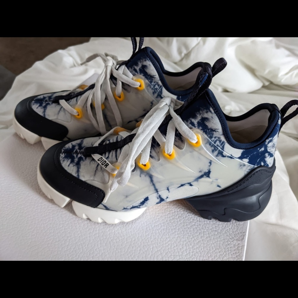 Christian Dior model D-CONNECT size 36